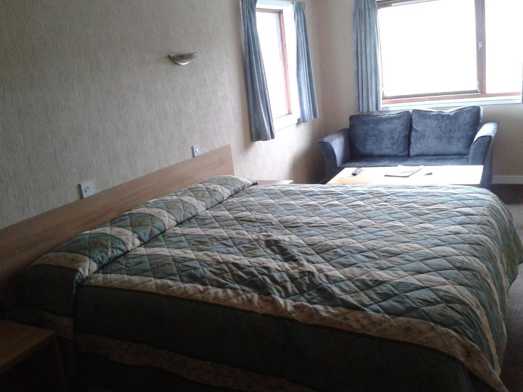 The Weigh Inn Lodges Терсо Стая снимка