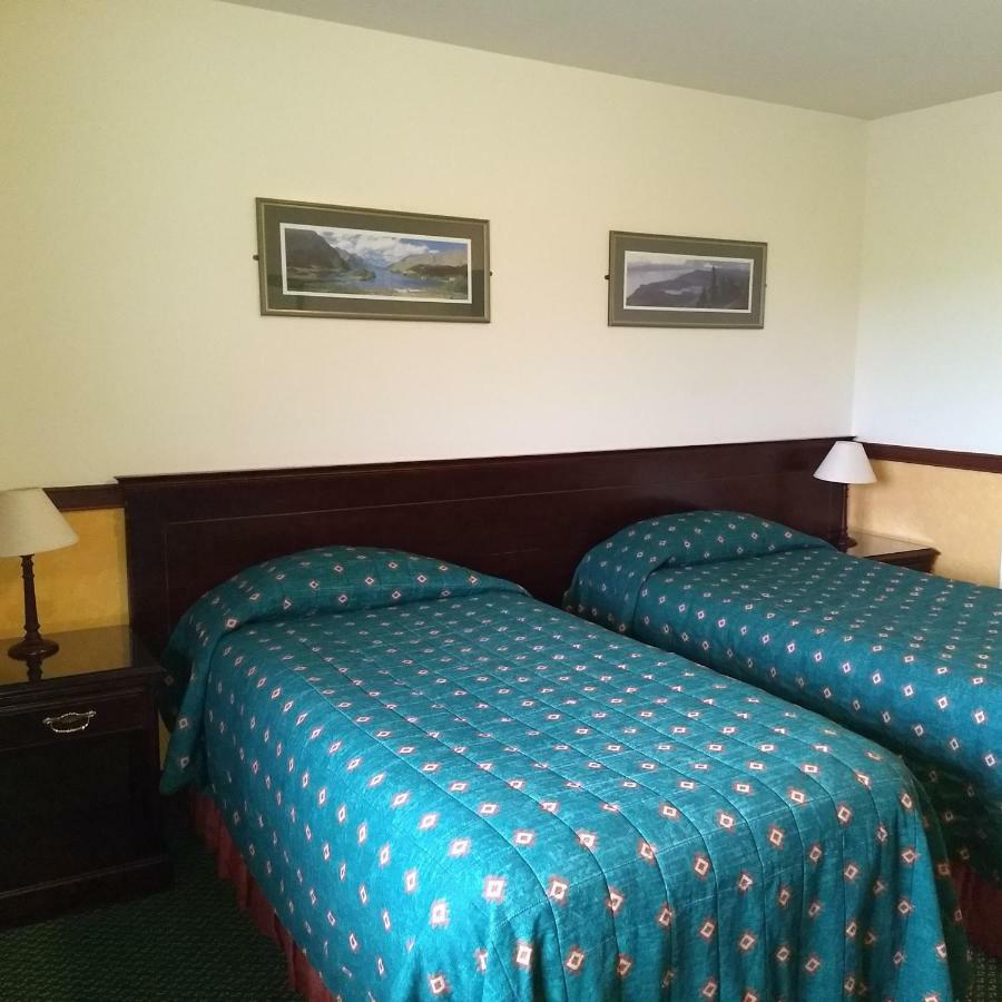 The Weigh Inn Lodges Терсо Екстериор снимка