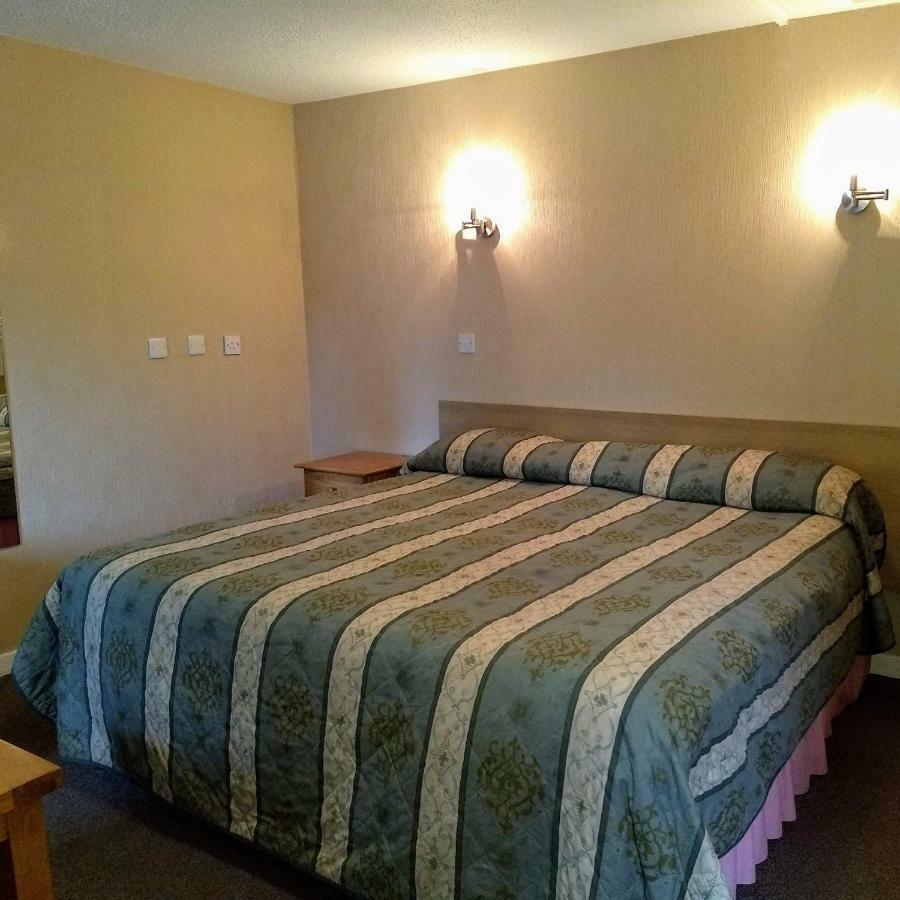 The Weigh Inn Lodges Терсо Екстериор снимка